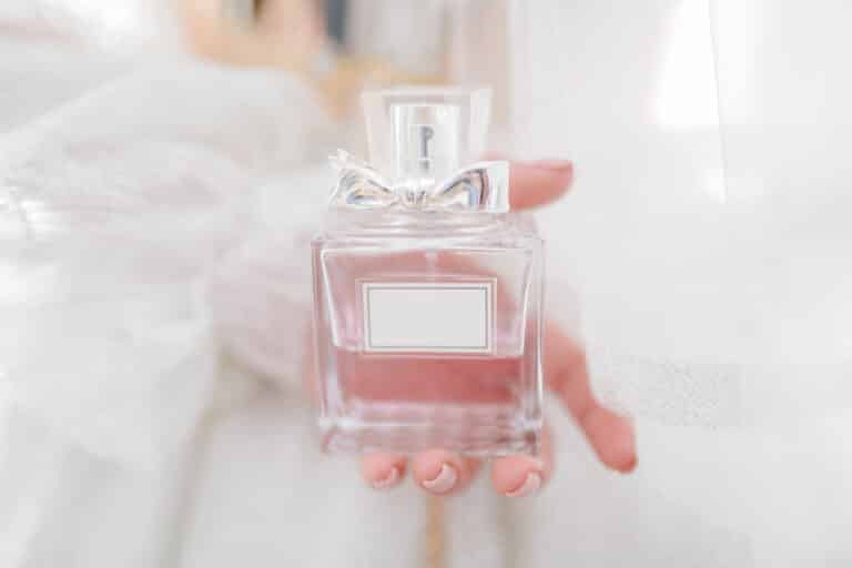 Read more about the article Top 3 Best Perfume for Women in Malaysia (2026)